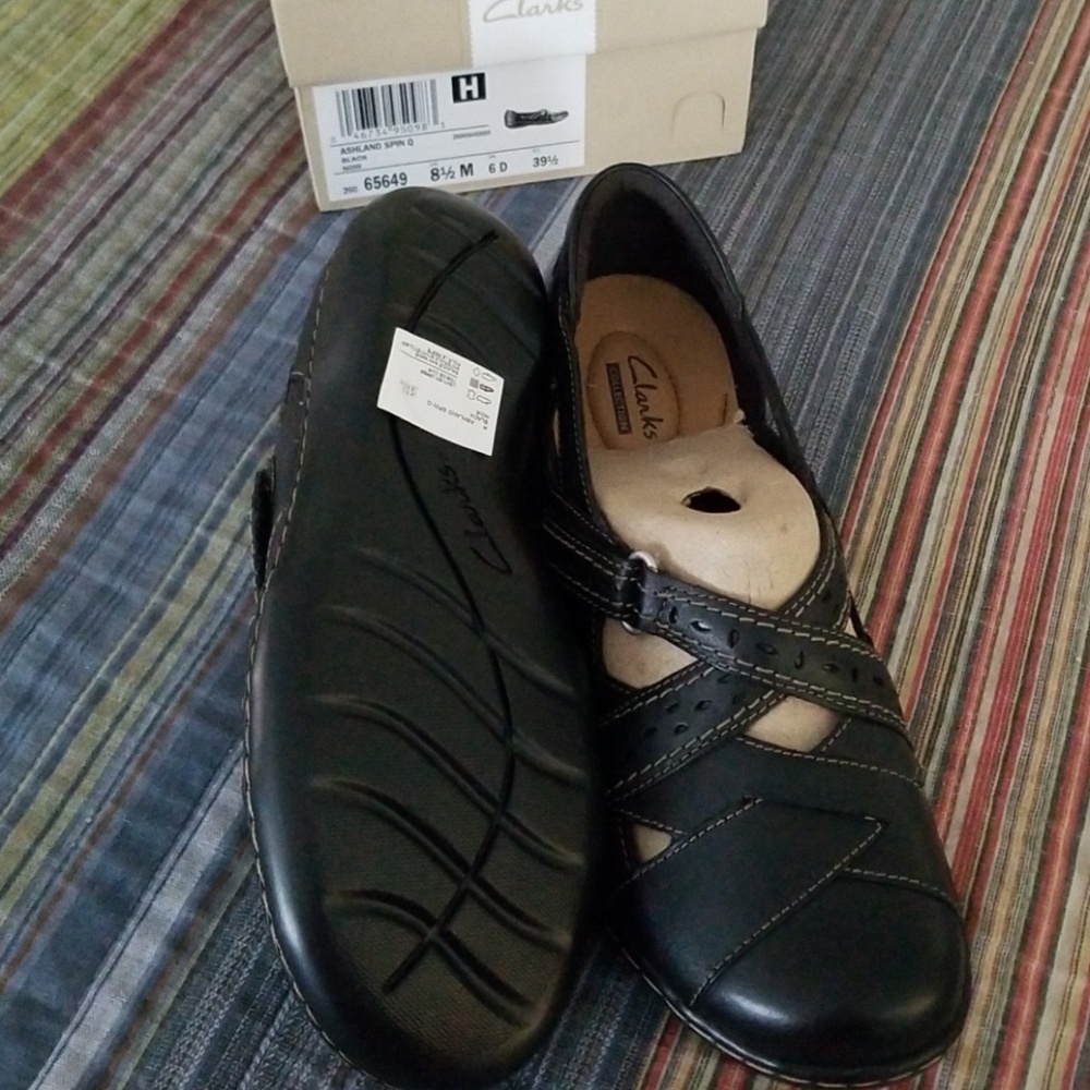Clarks Ashland Spin sandals